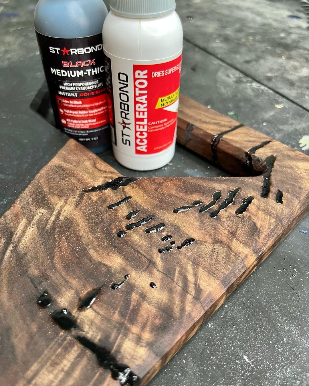 Starbond Medium Thick Black